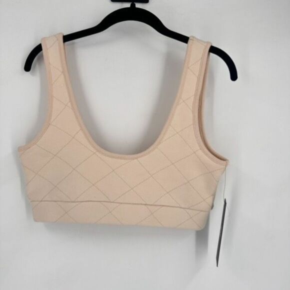 NWT Mono B Quilted Style Cream Cropped Sports Bra Tank Top Medium - Picture 7 of 10